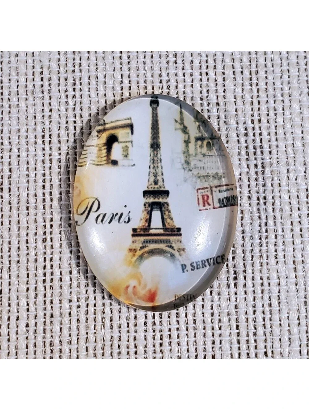 Handmade Paris France Eiffel Tower 40x30mm Oval Domed Glass Cabochon 8150-N
